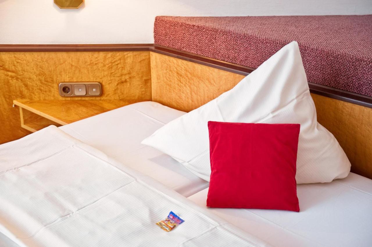 Hotel Central Frankenthal  Ngoại thất bức ảnh