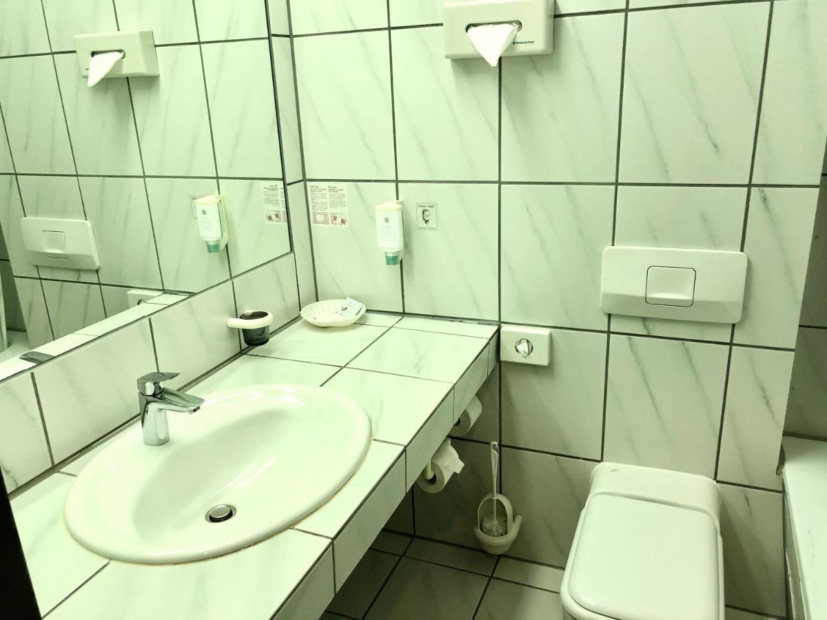 Hotel Central Frankenthal  Ngoại thất bức ảnh